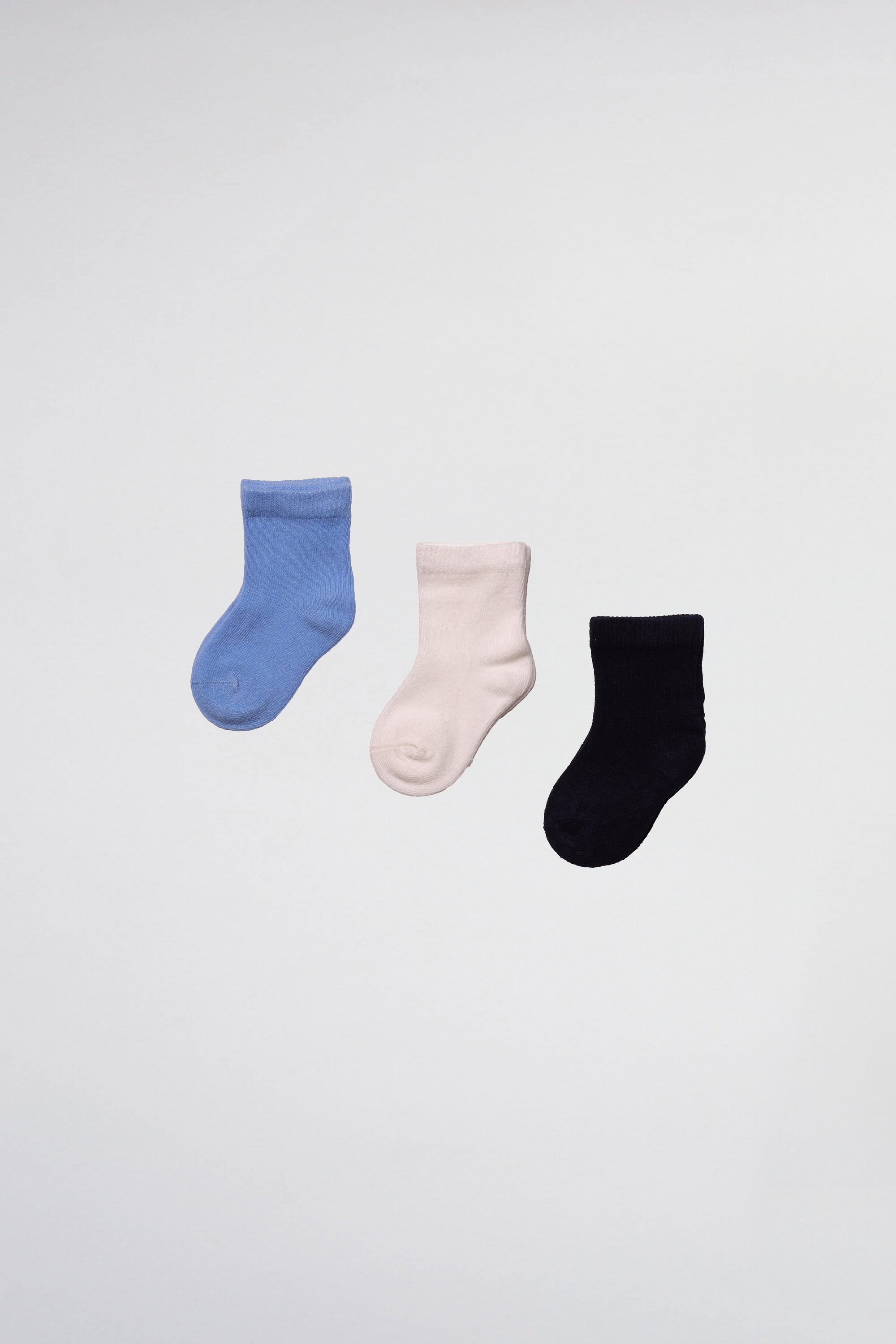 chaussettes pour bébé à couleurs unies