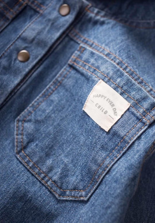 surchemise en jean à capuche