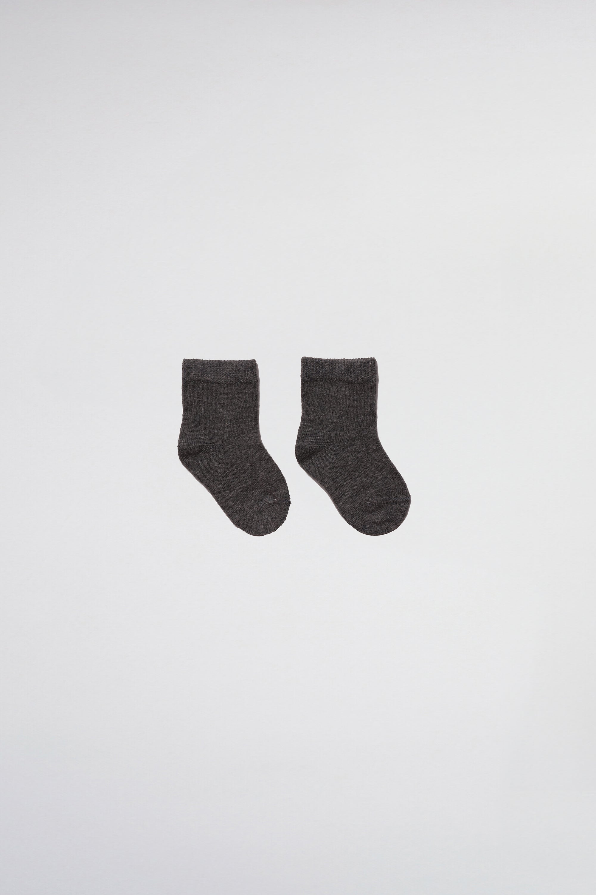 chaussettes pour bébé à couleurs unies