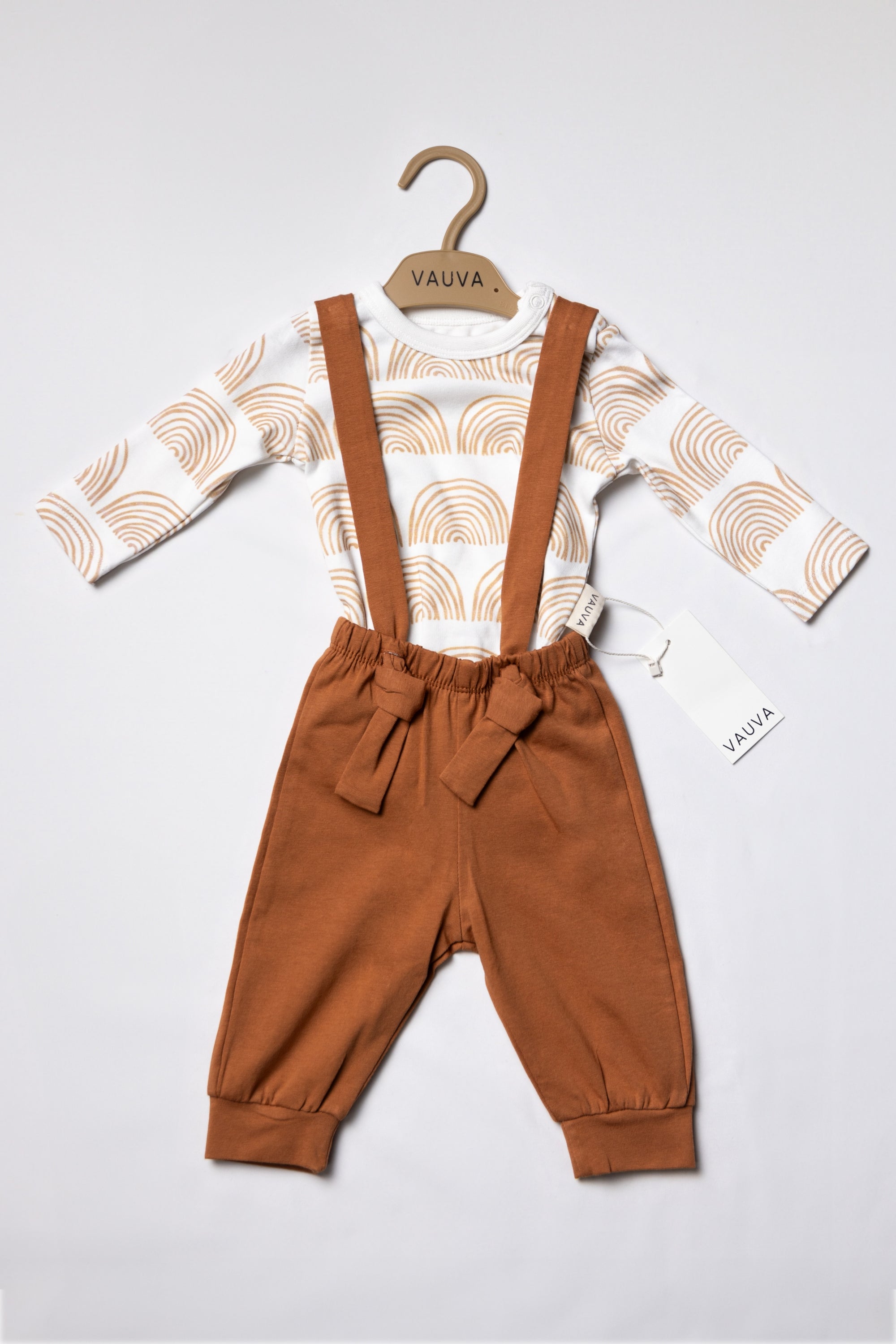 salopette bébé avec body imprimé