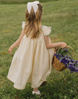 robe en lin brodée beige