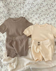 ENSEMBLE EN MAILLE LISSE T-SHIRT & SHORT