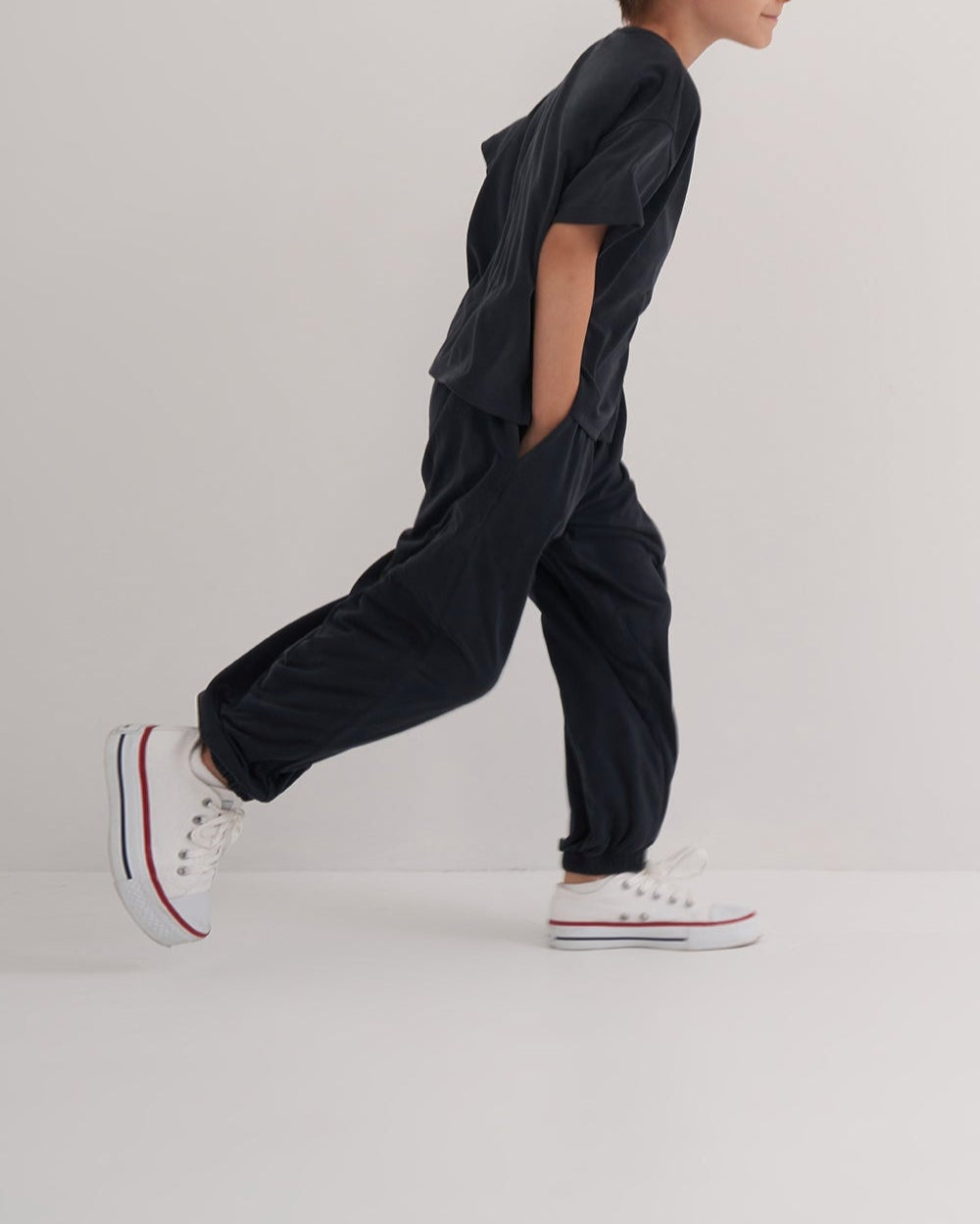 ensemble bleu pour enfant t-shirt et pantalon ample